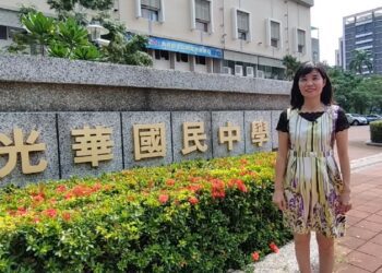▲光華國中「校園公車亭創意設計競賽」，在校長王小芬的全力支持下，寫下校園美學的新篇章。（圖／記者陳立驌攝）