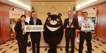 ▲高雄市政府農業局拜會駐馬來西亞台北經濟文化辦事處，攜手推廣高雄農村旅遊品牌，共同拓展東南亞觀光市場。（圖／高雄市農業局提供）