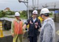 ▲陳其邁市長視察湖內區西挖支線排水改善工程。(圖／高雄市政府提供)