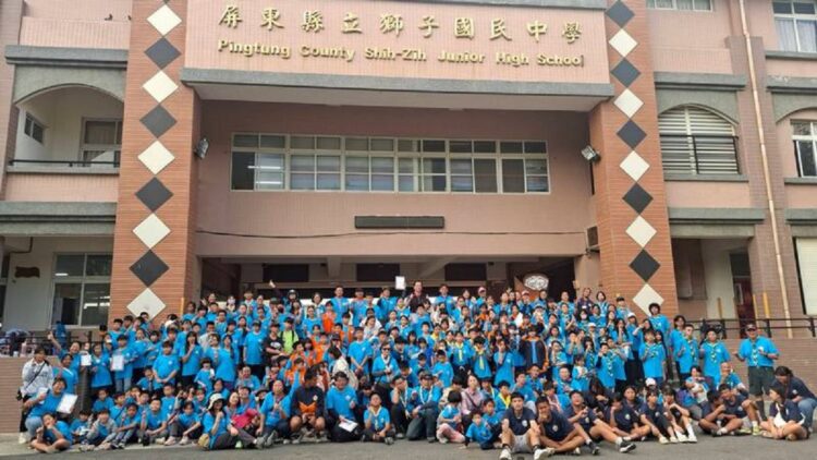 ▲屏東縣童軍會於獅子國中，舉辦「115年屏東縣各級童軍冬季聯團露營暨假日專科章活動」，集結縣內各級童軍夥伴250多人齊聚一堂，活動結合自然生態、原住民族文化與鐵道特色，內容豐富多元。(屏東縣童軍會提供)