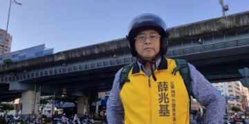 ▲高雄市政府近期宣布再新增15處科技執法設備，高雄市議員參選人薛兆基提出質疑，認為政府應正視違規熱點背後的交通問題根源，而非一味以開罰作為治理手段。（圖／薛兆基服務處提供）