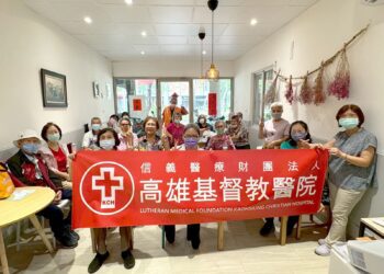 ▲高基復健中心至社區據點進行長輩防跌衛教。（圖／高雄基督教醫院提供）