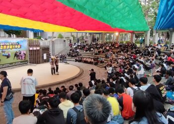 ▲「2025校園暨親子神槍手～全國漆彈大作戰」於高雄市立社會教育館熱血開賽。（圖／記者陳立驌攝）