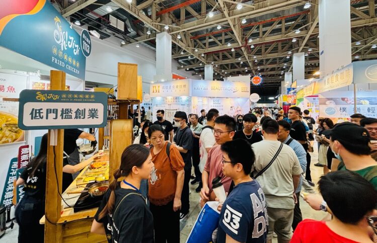 ▲2026臺中加盟展日前圓滿落幕，近年餐飲市場快速變化與外送經濟崛起，不少民眾開始尋求低風險、小資本的創業模式。（圖／業者提供）