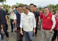 ▲行政院長卓榮泰南下屏東視察災情，實地了解各地受災狀況與治水設施運作情形。立法委員蘇清泉全程陪同勘災。（圖／蘇清泉辦公室提供）