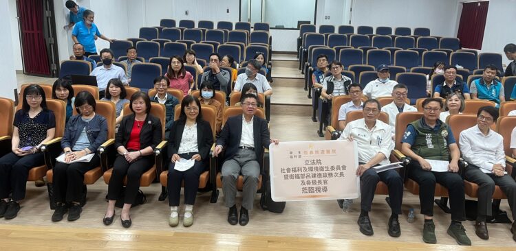 ▲立法委員蘇清泉偕同立法院社會福利及衛生環境委員會，前往恆春旅遊醫院，實地了解在地醫療量能。（圖／蘇清泉國會辦公室提供）