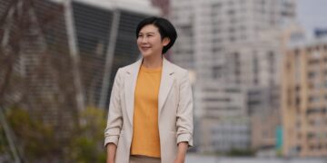 ▲高雄市長參選人、現任立委林岱樺提出完整的「三大護國產業」市政規劃，喊出要「讓工廠接得到訂單、人民賺得到錢」。（圖／林岱樺辦公室提供）