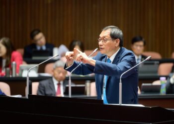 ▲立委蘇清泉於立法院總質詢中，測速照相設置議題持續延燒。（圖／蘇清泉辦公室提供）