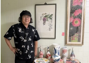 ▲台灣當代藝術創作的藝術家石博進，於5月23、24日下午在高雄新興區的蓮貴藝軒舉辦「人間有愛·浪浪有福」繪畫與彩瓷公益義賣展。（圖／蓮貴藝軒提供）
