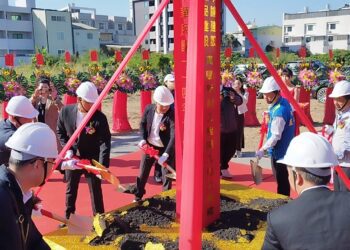 ▲微品建設打造九如鄉聯合造鎮社區，舉辦動工典禮。（圖／記者陳立驌攝）