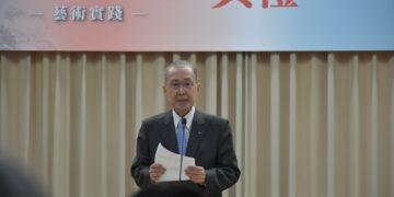 ▲台灣創價學會理事長林釗蒞臨致詞，並表示行動美術館將繼續開進國小校園。（圖／創價美術館提供）