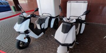 ▲社團法人中華民國大型重型機車經營同業全國促進會舉辦理、監事聯席會議，除進行會務交流外，現場同步舉辦新型電動三輪物流車展示活動，吸引不少與會業者及相關產業人士關注。（圖／記者陳立驌攝）