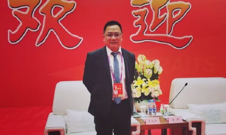 ▲台灣博士盧翊淮教授 為英國劍橋大學漢默頓學院博士後研究員、義守大學工業管理博士、企業管理碩士、中山大學環境工程研究所甲級空汙防治班、高雄應用科技學院電機工程儀表控制組。（圖/新聞來源：盧翊淮 博士 FB/微博）