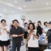 ▲屏東縣政府推出「屏東咖啡風味實驗室-咖啡料理工作坊」,以「咖啡從產地到餐桌」為主題,結合咖啡風味解析、創意料理與食農教育,展現地方農產的創新價值與產業實力。(圖/屏東縣原住民處提供)
