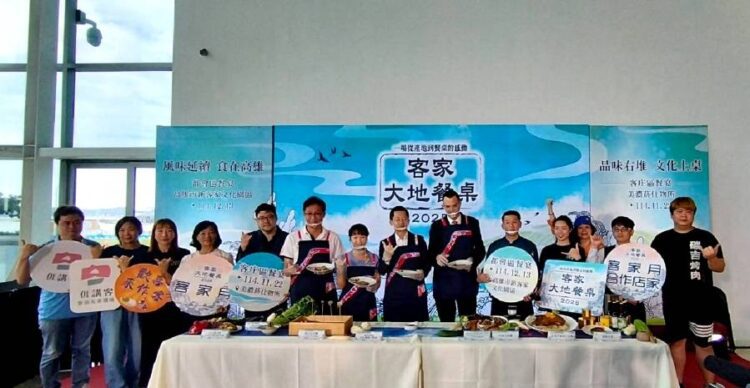▲「2025客家大地餐桌」記者會，於高雄展覽館舉行。（圖/記者陳立驌攝）