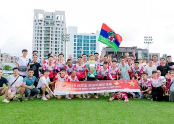 ▲第二屆「2025 台越盃越南同鄉足球賽」，最終由北江FC過關斬將拿下冠軍。（圖／台越新住民關懷協會提供）