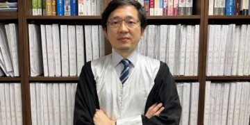 ▲呂昀叡律師是基層員警口中的「刑訴燈塔」，其獨特的教學模式，在警界建立起極高口碑。（圖／呂昀叡律師提供）