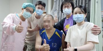 ▲東港安泰醫院搶救OHCA病患，不僅完成心導管手術置放心臟支架，更接續採用「低溫療法」保護腦功能，最終成功讓患者恢復正常意識與神經功能。（圖／東港安泰醫院提供）