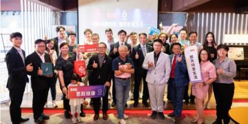 ▲御天坊正式宣布將啟動年度CSR專案—「氫愛社會」公益體驗計畫。該計畫將率先與南台灣數間指標性長照機構及社區發展協會合作，無償建置高階氫分子飲水系統。（圖／御天坊氫生活提供）