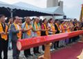 ▲高雄市鳥松區玄鷲山高邑雲天宮隆重舉行新建大廟上樑大典，在各界貴賓、友宮代表及十方善信共同見證下，順利完成主樑安置儀式。（圖／記者陳立驌攝）